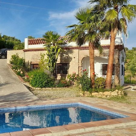 Las Palmeras - Ein Stueck Vom Paradies - Behagliches Haus Mit Pool Algodonales Luaran gambar