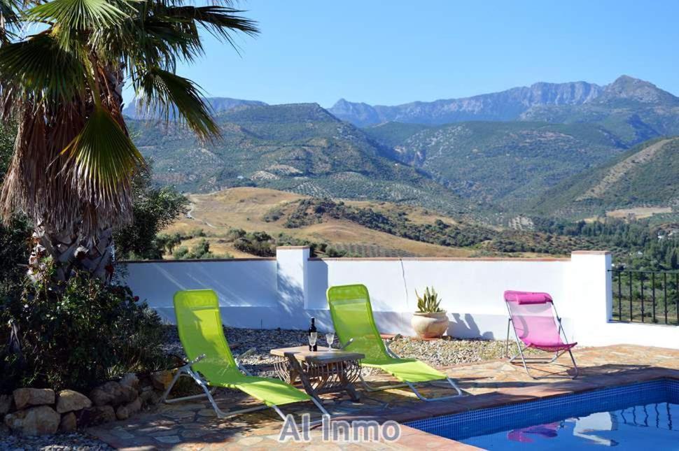 Las Palmeras - Ein Stueck Vom Paradies - Behagliches Haus Mit Pool Algodonales Luaran gambar
