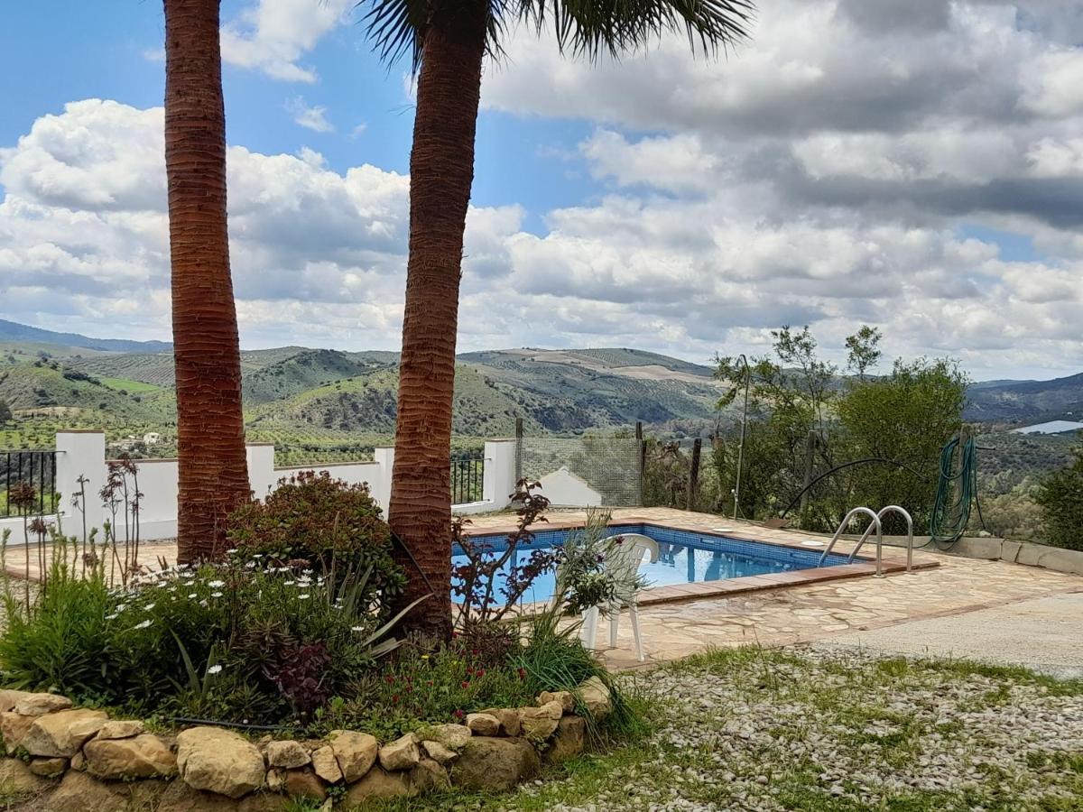 Las Palmeras - Ein Stueck Vom Paradies - Behagliches Haus Mit Pool Algodonales Luaran gambar